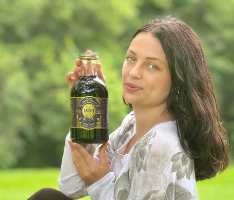 Aronia Berry Juice, Full Strength - Naturally sweet- grown & cold pressed in USA | Farmer physician founded | 4x antioxidants, 30 oz Glass Bottle | Berry Adventurous!  FREE SHIPPING